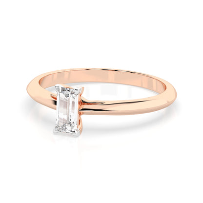 Solitär-Ring (Baguette), 0.3 ct — 101-10190(0.30)BAQ